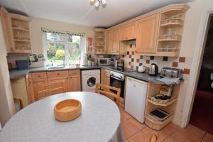 2 Bed in Colyton oc-mbmlt