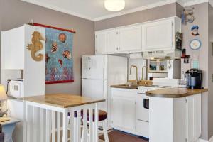 Savannah Beach & Racquet Club 116B