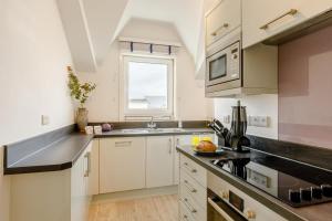 2 Bed in Torquay oc-w28110