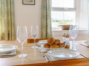 3 Bed in Keswick oc-84024