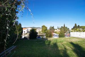 Les Suites de Robinson 03 Standing Presta