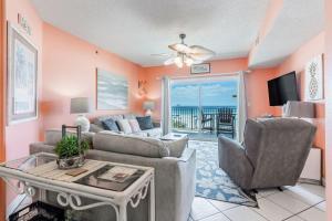 Legacy 102 by Youngs Suncoast