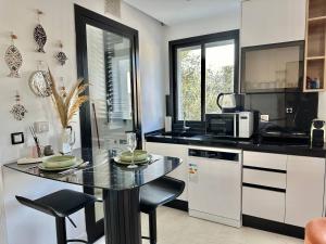 Irina Cozy urban refuge in the heart of La Marsa