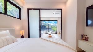 Sol Haven at Naumi, Pools, Gym & Beach Club