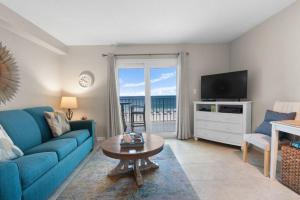Seacrest 402 by Youngs Suncoast