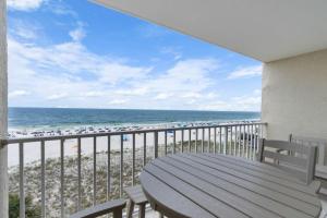 Seacrest 402 by Youngs Suncoast