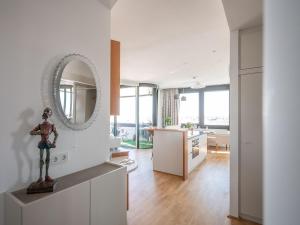 Apartment Skyflats Sun View by Interhome