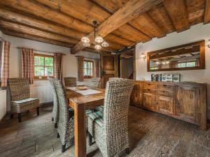 Holiday Home DC- Goisern by Interhome