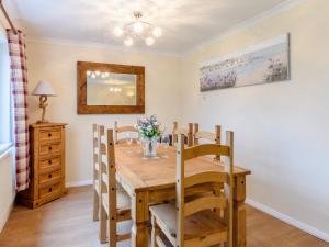 3 Bed in Freshwater oc-79039