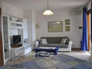 Apartment Gemütliche Ferienwohnung für 4 Personen by Interhome