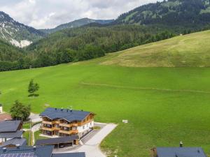 Apartment Dachstein West 4 by Interhome