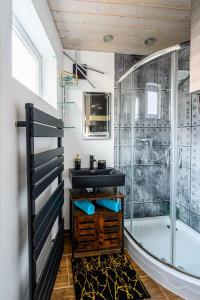 Apartment Top at Park- zentrales Appartement inkl- Parkplatz by Interhome