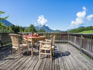 Holiday Home Erhöhte und ruhige Lage am Ortsrand von Bad Aussee by Interhome