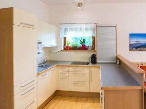Holiday Home Gartenlodge by Interhome