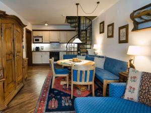 Apartment Appartement Kärntnerhaus in Falkertsee by Interhome