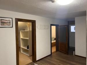 Apartment Appartement Gletscherblick by Interhome