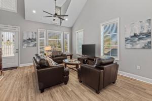 Luxury 2 bedroom townhouse #3