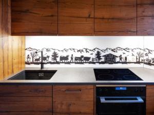 Holiday Home Luxuswohnung Chalet Swiss Alp by Interhome