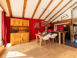 Apartment Duplex de charme im « Zermatter Chic » by Interhome