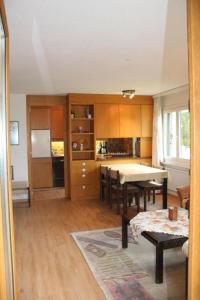 Apartment mit Bergblick by Interhome