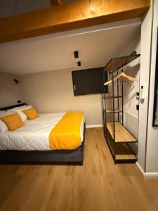 Cozy Cribs Rasnov Aria