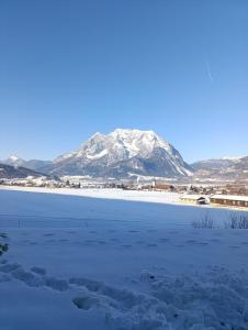 Bergpanorama zum Grimming Appartement Ferienwohnung Pichlarn