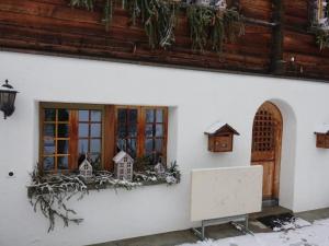 Apartment Haus Brog by Interhome