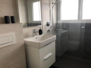 Apartment Studio Rubi Weggis by Interhome