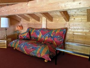 Apartment Chalet mit Bergsicht by Interhome