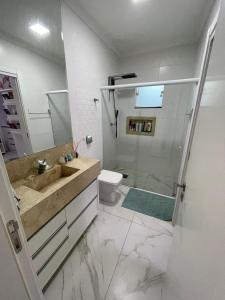 Casa alto padrão com piscina