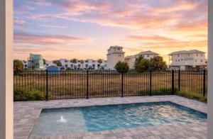 New- Prime Location - Ground Floor Bedroom - Pool