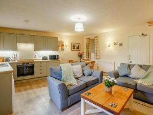 2 Bed in Penrith oc-sz339