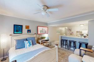 Beachfront Complex Sugar Beach Studio Sleeps 4