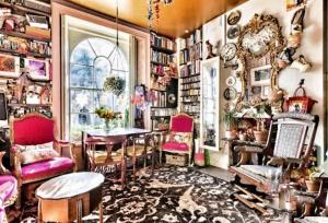 Boutique bijoux garden flat in vibrant Oval