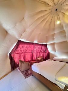 Rum Ronza Luxury Camp