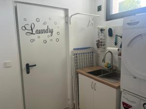 AT la Era de Cerezales del Condado