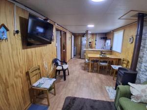 Cabaña Aromo - Colonia La Radio