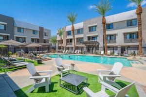 Chic Stay Near Westgate Pool Gym Parking WD