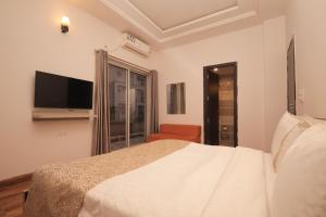 Citrin Stay- Near Prem Mandir #luxury stay # Spritual Stay