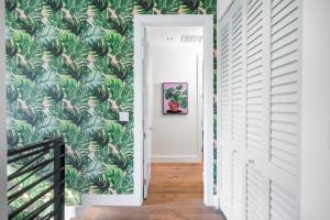 Casa Monstera Heated Saltwater Pool Game Room Golf