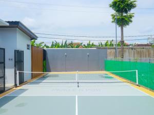 Pickle n Pod villa in Solo with pickle court near mall