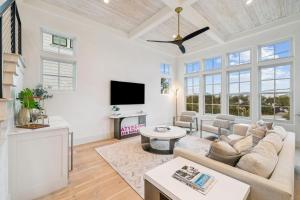 Katydid Beach Bungalow by 30A Escapes