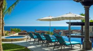 4 BR Beachfront Villa Paradise at Novaispania