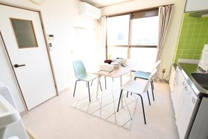 5 minute walk from Tsuruhashi Station!