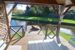 Holiday home with sauna, jacuzzi, private pond