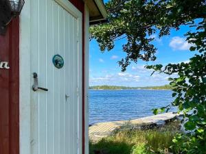 8 person holiday home in FIGEHOLM