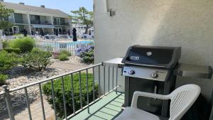 Ocean Block Ship Bottom Pool Beach Badges Wifi Washer & Dryer 12186