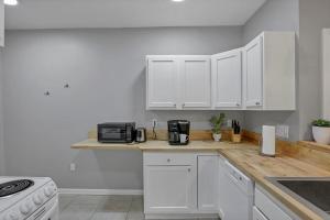 Modern Columbus 2BR Near COSI & Arena District