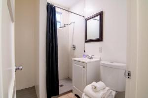 Relaxing 1 Bedroom Suite Near Beverly Hills