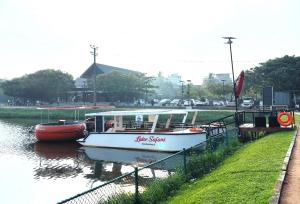 Lake Hub Colombo